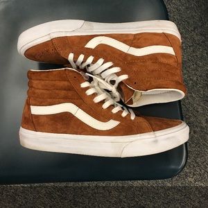 Brown and White Pig Suede Sk8-Hi Vans